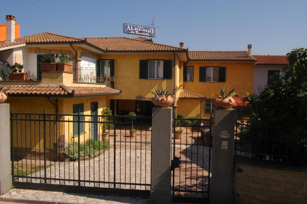 Albergo Da Benedetta فيترالّا المظهر الخارجي الصورة