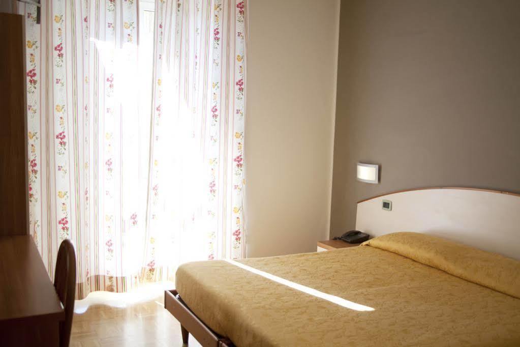 Albergo Da Benedetta فيترالّا المظهر الخارجي الصورة
