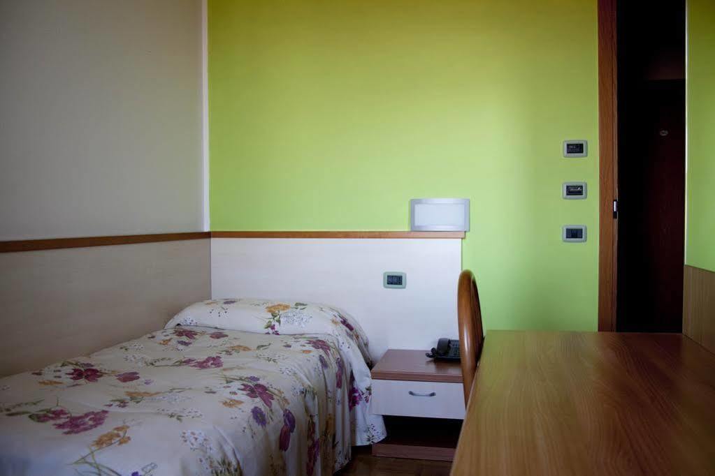 Albergo Da Benedetta فيترالّا المظهر الخارجي الصورة