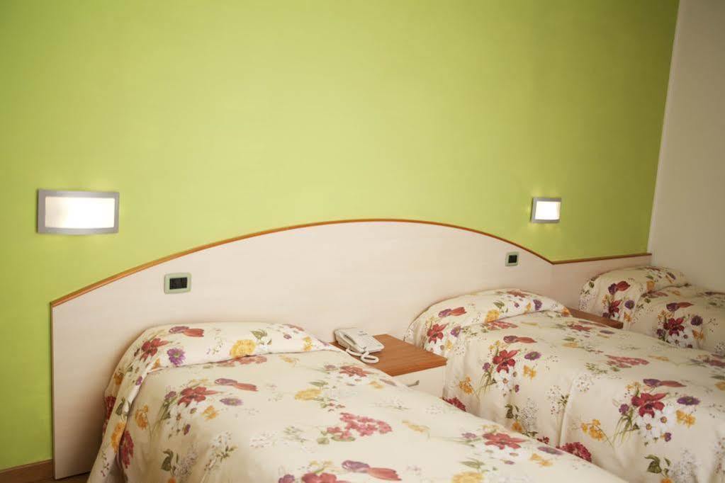 Albergo Da Benedetta فيترالّا المظهر الخارجي الصورة